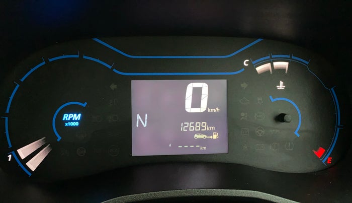 2022 Renault Kwid RXT 1.0 AMT, Petrol, Automatic, 12,685 km, Odometer Image