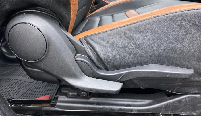 2021 Maruti Swift VXI AMT D, Petrol, Automatic, 14,397 km, Driver Side Adjustment Panel