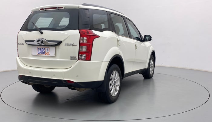 2017 Mahindra XUV500 W10 AT, Diesel, Automatic, 80,138 km, Right Back Diagonal