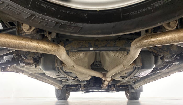 2017 Mahindra XUV500 W10 AT, Diesel, Automatic, 80,138 km, Rear Underbody