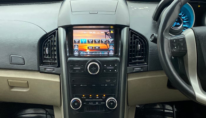 2017 Mahindra XUV500 W10 AT, Diesel, Automatic, 80,138 km, Air Conditioner