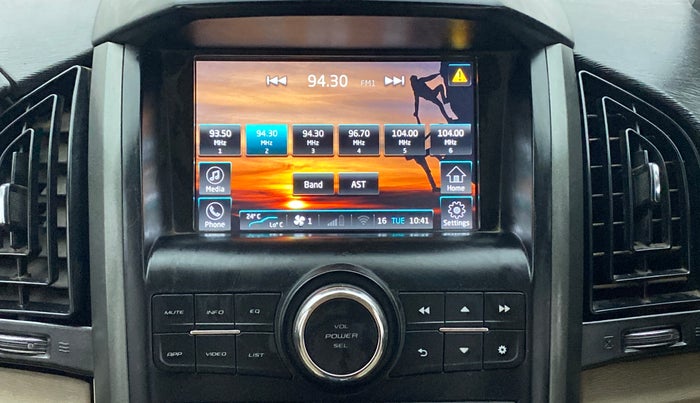 2017 Mahindra XUV500 W10 AT, Diesel, Automatic, 80,138 km, Infotainment System