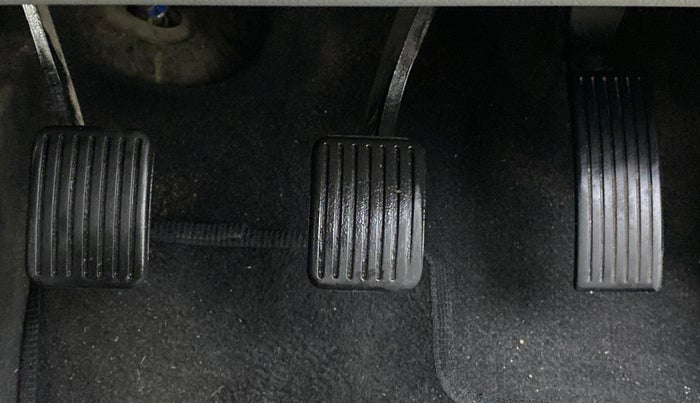 2020 Hyundai AURA S CNG, CNG, Manual, 52,232 km, Pedals
