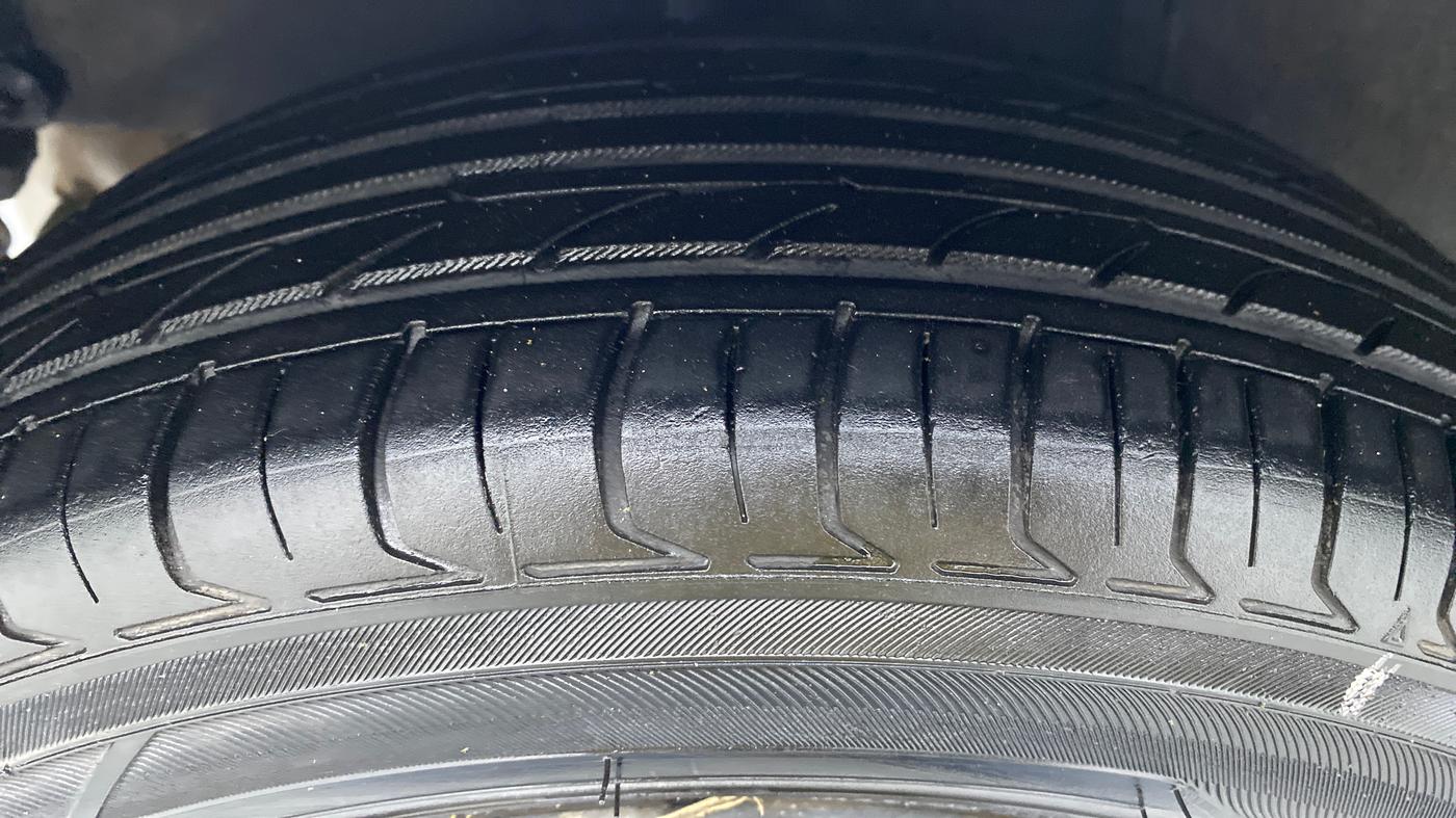 2020 Hyundai AURA S CNG, CNG, Manual, 52,232 km, Right Rear Tyre Tread