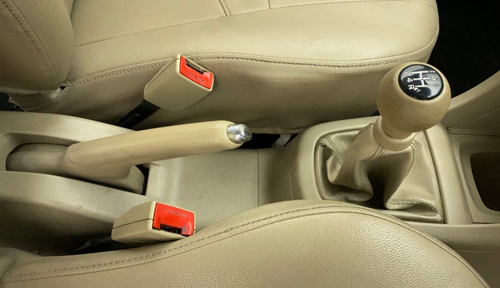 2014 Maruti Swift Dzire VXI, Petrol, Manual, 84,122 km, Gear Lever