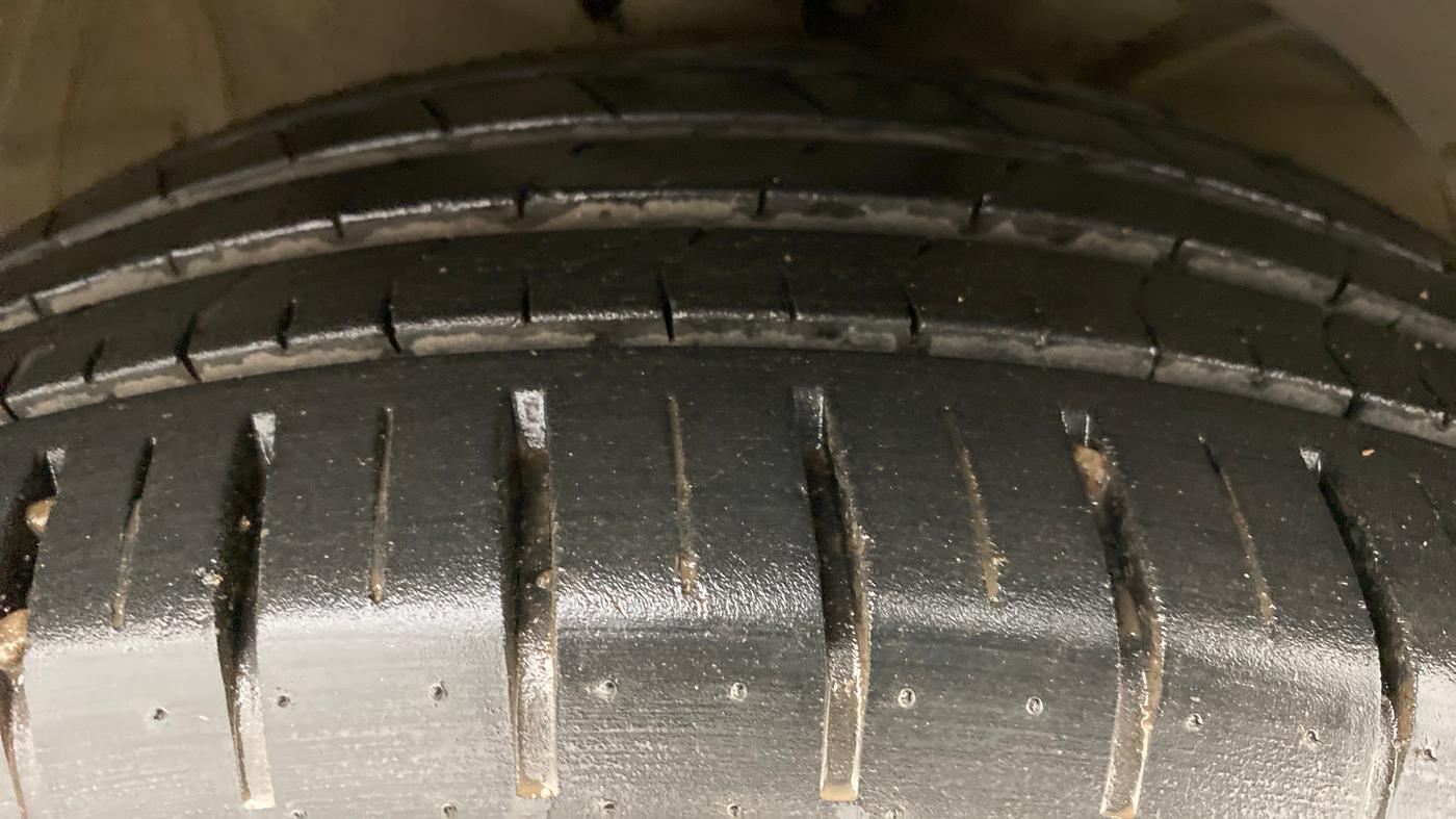 2021 Maruti Baleno ALPHA CVT PETROL 1.2, Petrol, Automatic, 19,087 km, Right Front Tyre Tread