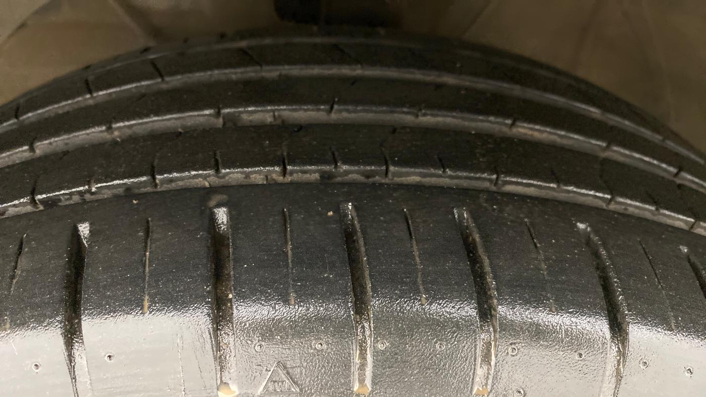 2021 Maruti Baleno ALPHA CVT PETROL 1.2, Petrol, Automatic, 19,087 km, Left Front Tyre Tread