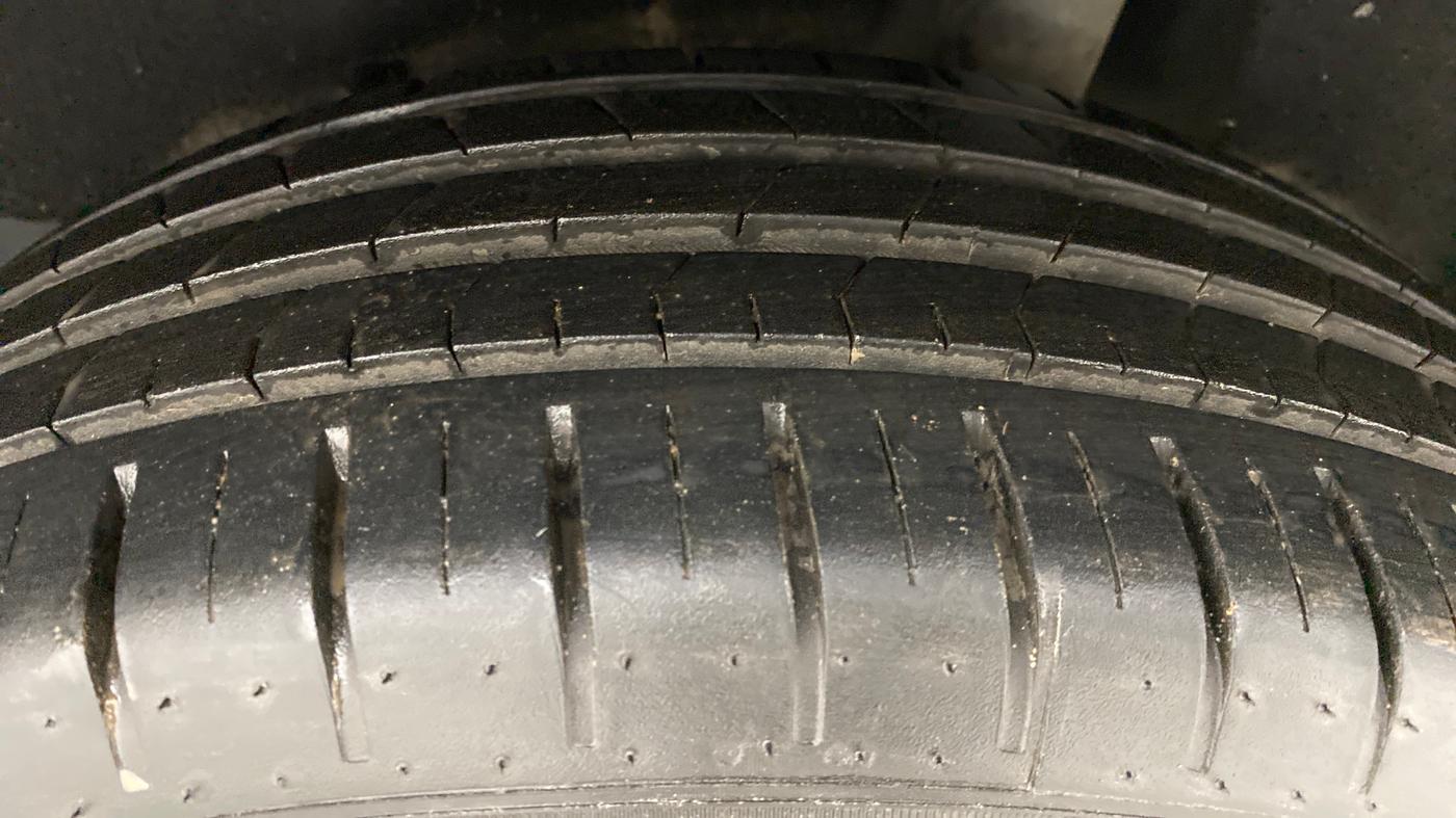 2021 Maruti Baleno ALPHA CVT PETROL 1.2, Petrol, Automatic, 19,087 km, Left Rear Tyre Tread