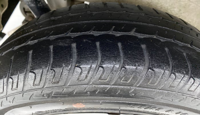 2018 Maruti Wagon R 1.0 VXI, Petrol, Manual, 51,370 km, Right Rear Tyre Tread