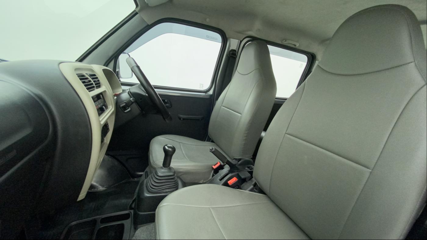2021 Maruti Eeco 5 STR AC (O), Petrol, Manual, 24,103 km, Right Side Front Door Cabin
