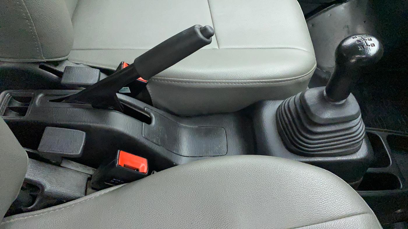 2021 Maruti Eeco 5 STR AC (O), Petrol, Manual, 24,103 km, Gear Lever