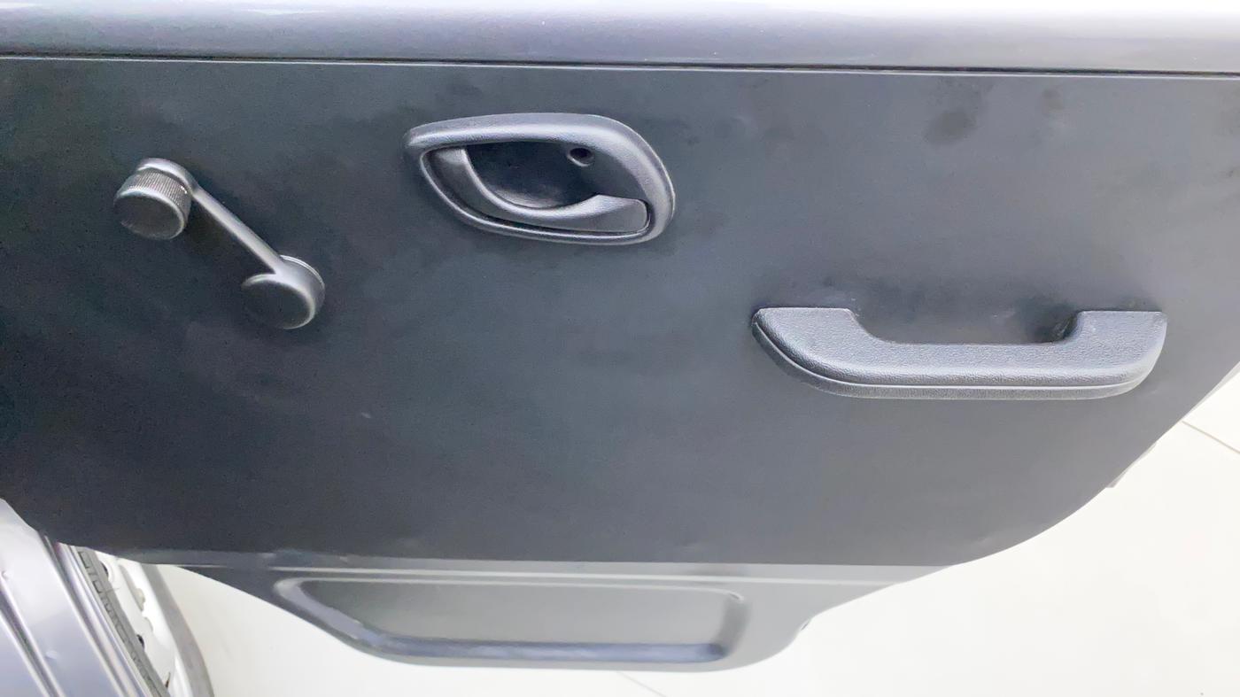 2021 Maruti Eeco 5 STR AC (O), Petrol, Manual, 24,103 km, Driver Side Door Panels Control