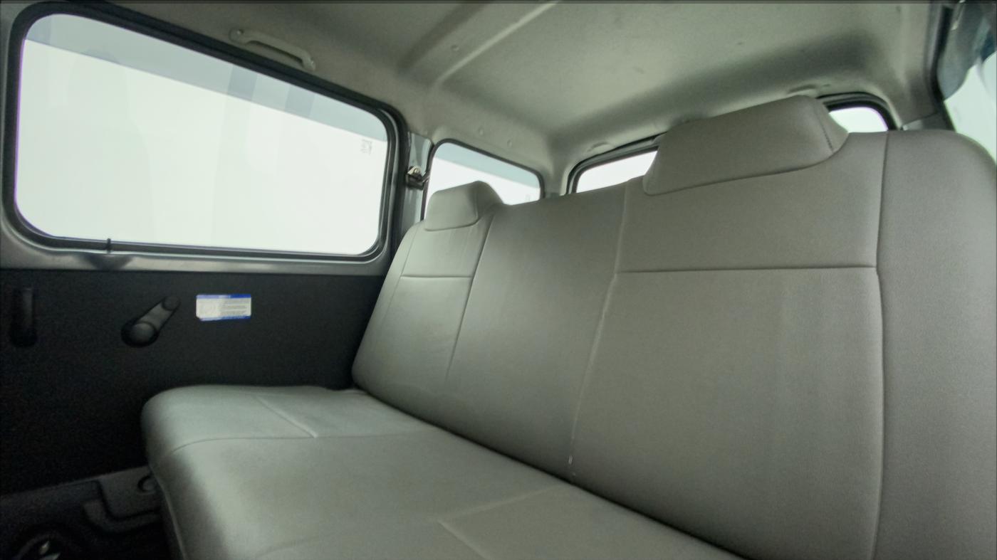 2021 Maruti Eeco 5 STR AC (O), Petrol, Manual, 24,103 km, Right Side Rear Door Cabin