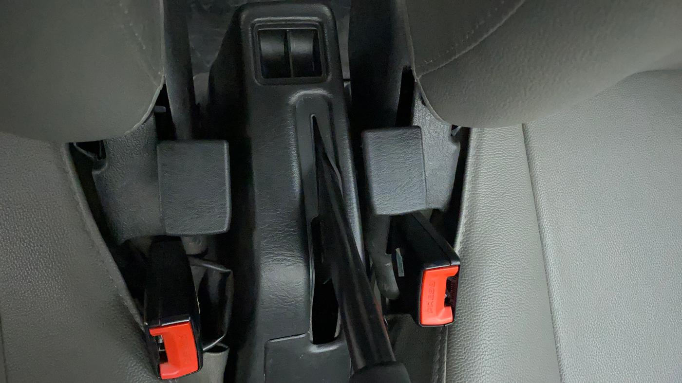 2021 Maruti Eeco 5 STR AC (O), Petrol, Manual, 24,103 km, Driver Side Adjustment Panel