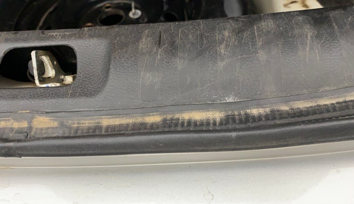 2012 Maruti Swift Dzire VXI, Petrol, Manual, 84,260 km, Dicky (Boot door) - Weather strip has minor damage