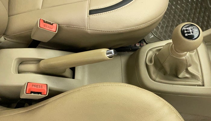 2014 Maruti Swift Dzire ZXI, Petrol, Manual, 62,842 km, Gear Lever