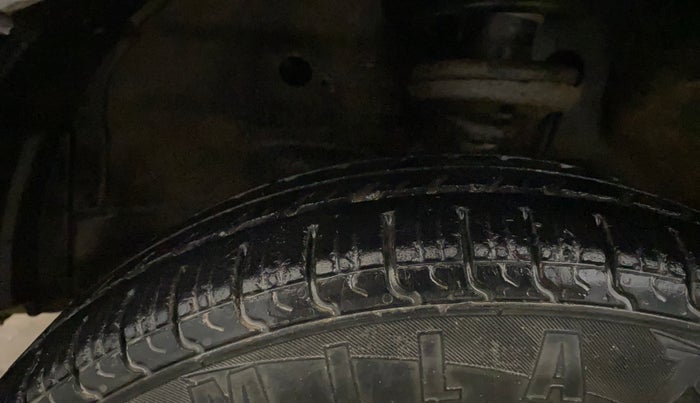 2018 Maruti Wagon R 1.0 LXI CNG, CNG, Manual, 73,846 km, Left Front Tyre Tread