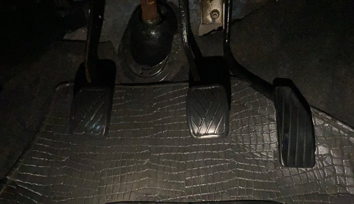 2018 Maruti Wagon R 1.0 LXI CNG, CNG, Manual, 73,846 km, Pedals