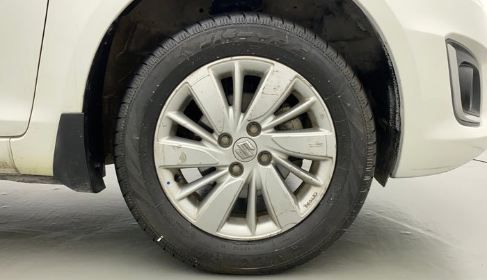 2017 Maruti Swift ZXI D, Petrol, Manual, 62,292 km, Right Front Wheel