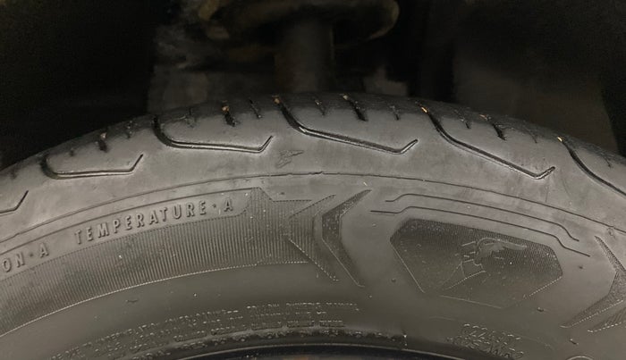2020 Tata NEXON XM PETROL, Petrol, Manual, 1,48,985 km, Right Front Tyre Tread