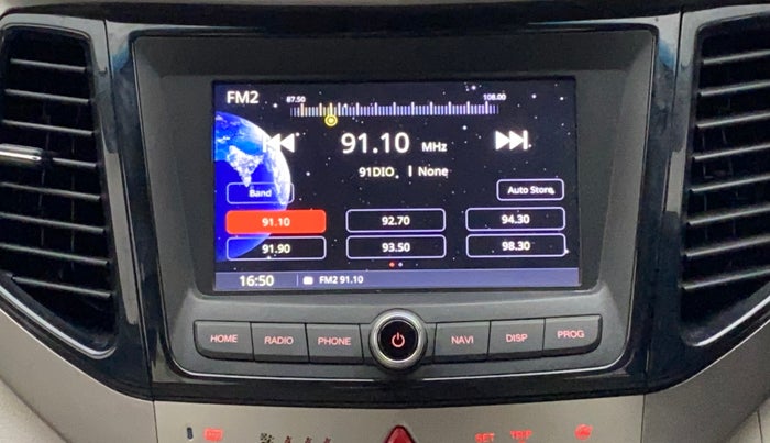 2019 Mahindra XUV300 W8 (O) 1.5 DIESEL AMT, Diesel, Automatic, 41,999 km, Infotainment System