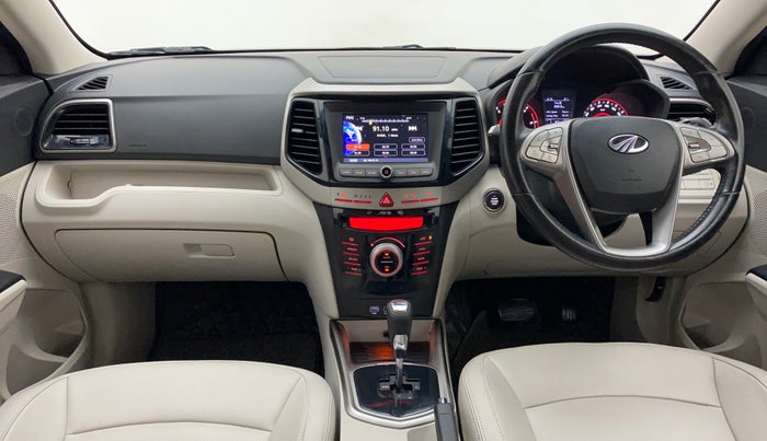 2019 Mahindra XUV300 W8 (O) 1.5 DIESEL AMT, Diesel, Automatic, 41,999 km, Dashboard