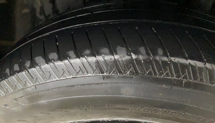 2020 Maruti Ertiga VXI CNG, CNG, Manual, 75,667 km, Left Rear Tyre Tread