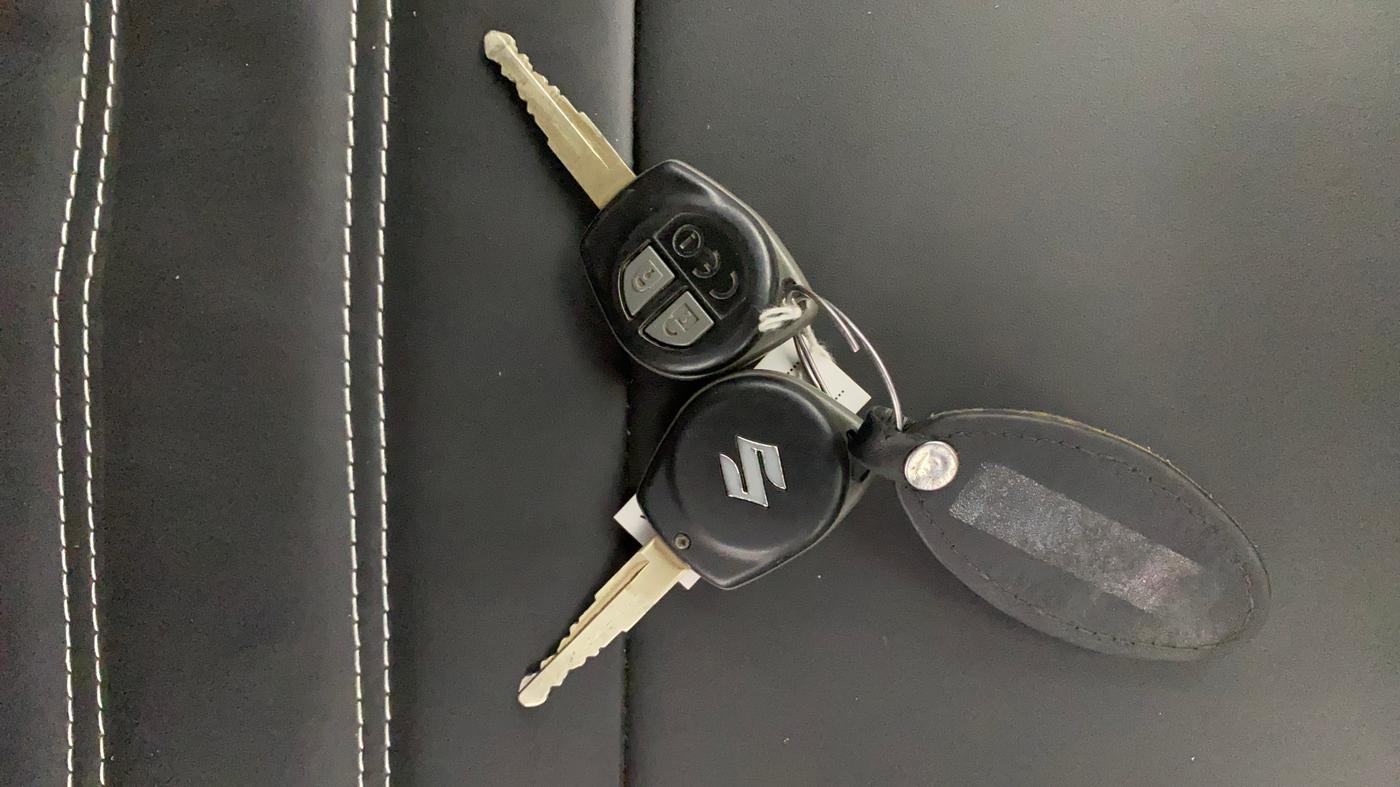 2020 Maruti Ertiga VXI CNG, CNG, Manual, 75,697 km, Key Close Up