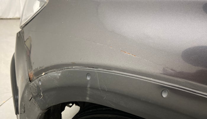 2018 Maruti Vitara Brezza ZDI PLUS AMT, Diesel, Automatic, 89,578 km, Left fender - Slight discoloration