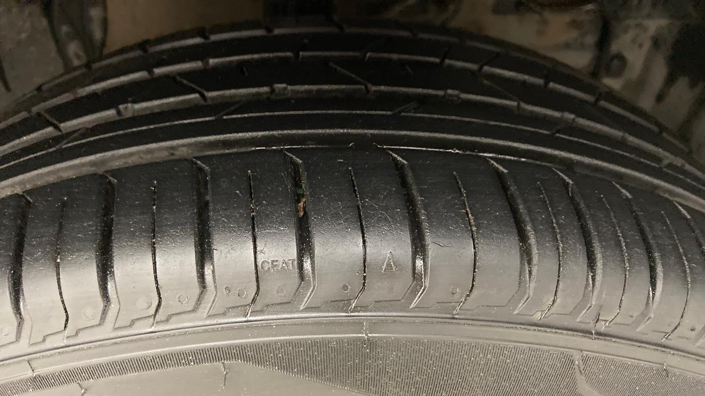 2018 Maruti Vitara Brezza ZDI PLUS AMT, Diesel, Automatic, 89,578 km, Right Front Tyre Tread