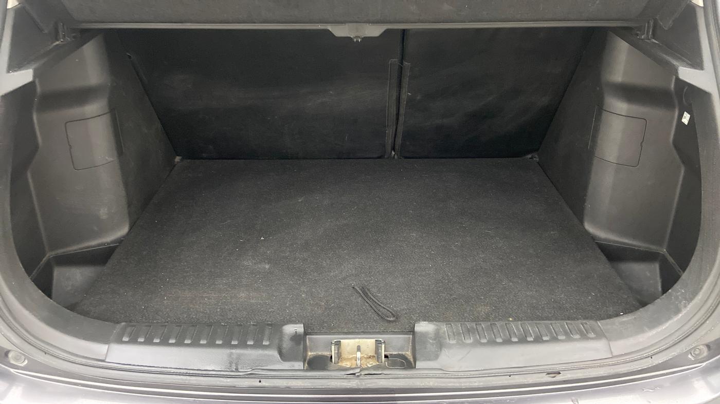 2018 Maruti Vitara Brezza ZDI PLUS AMT, Diesel, Automatic, 89,578 km, Boot Inside