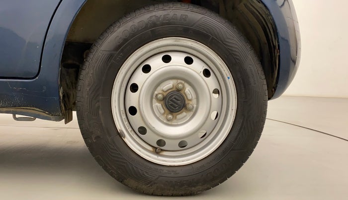 2011 Maruti Ritz LXI, Petrol, Manual, 86,404 km, Left Rear Wheel
