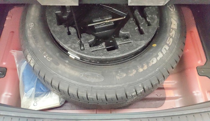 2018 Hyundai Creta E PLUS 1.6 PETROL, Petrol, Manual, 57,837 km, Spare Tyre