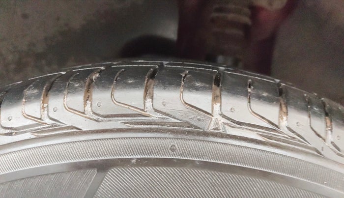 2018 Hyundai Creta E PLUS 1.6 PETROL, Petrol, Manual, 57,837 km, Left Rear Tyre Tread