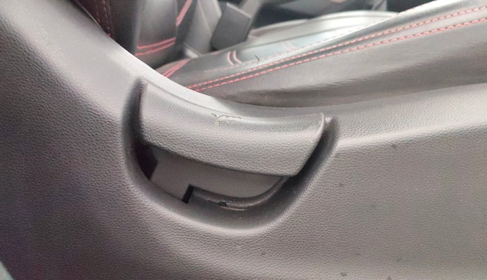 2018 Hyundai Creta E PLUS 1.6 PETROL, Petrol, Manual, 57,837 km, Driver Side Adjustment Panel