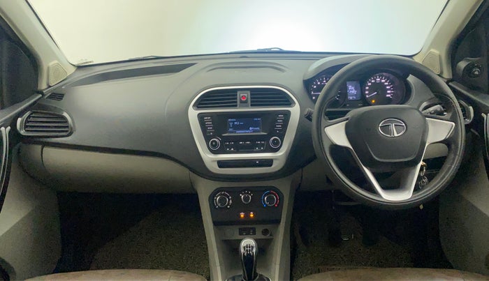 2017 Tata Tiago XT PETROL, Petrol, Manual, 24,888 km, Dashboard