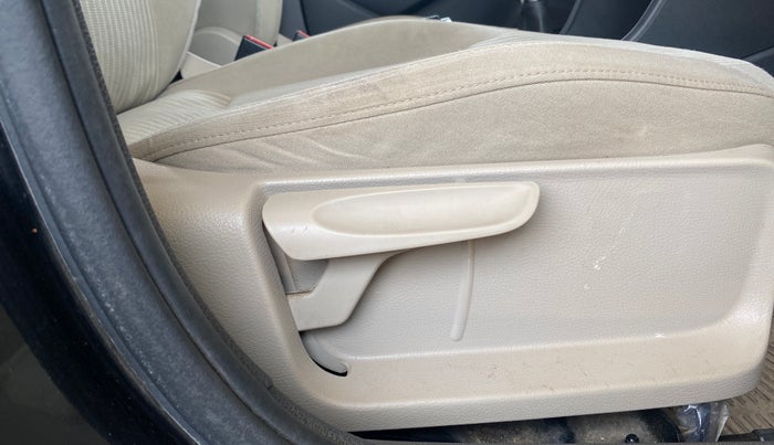 2014 Volkswagen Polo HIGHLINE1.2L, Petrol, Manual, 44,090 km, Driver Side Adjustment Panel