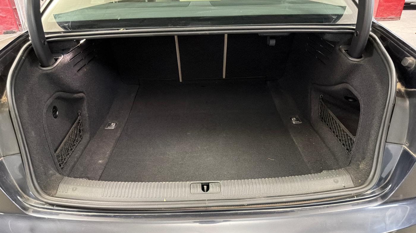 2018 Audi A4 30 TFSI PREMIUM PLUS, Petrol, Automatic, 67,403 km, Boot Inside