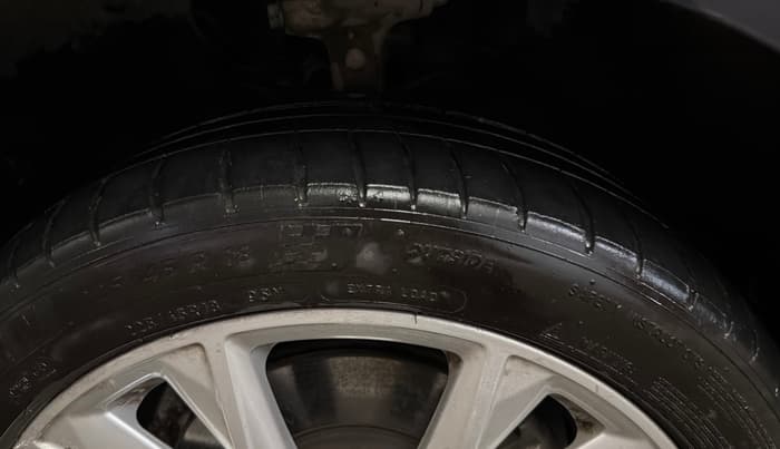 2018 Audi A4 30 TFSI PREMIUM PLUS, Petrol, Automatic, 67,403 km, Left Front Tyre Tread