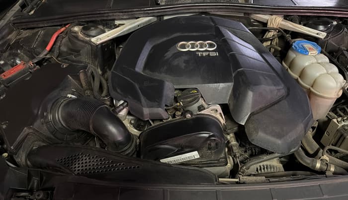 2018 Audi A4 30 TFSI PREMIUM PLUS, Petrol, Automatic, 67,403 km, Engine View - Right