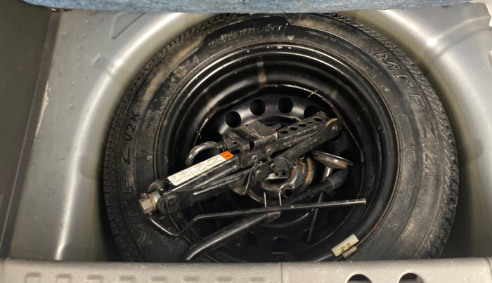 2017 Ford Figo Aspire TITANIUM 1.5 PETROL AT, Petrol, Automatic, 24,853 km, Spare Tyre