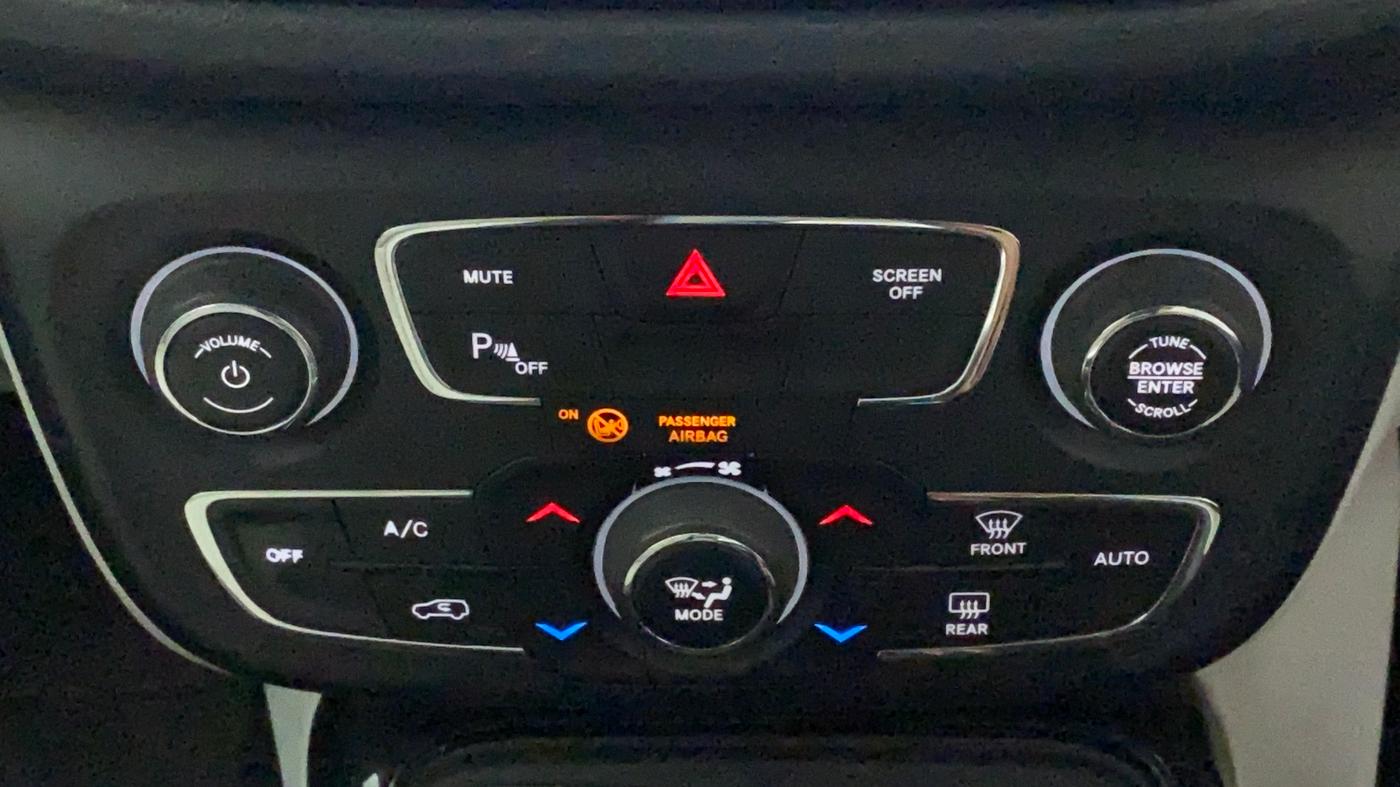 2017 Jeep Compass LIMITED 1.4 PETROL AT, Petrol, Automatic, 96,222 km, Automatic Climate Control