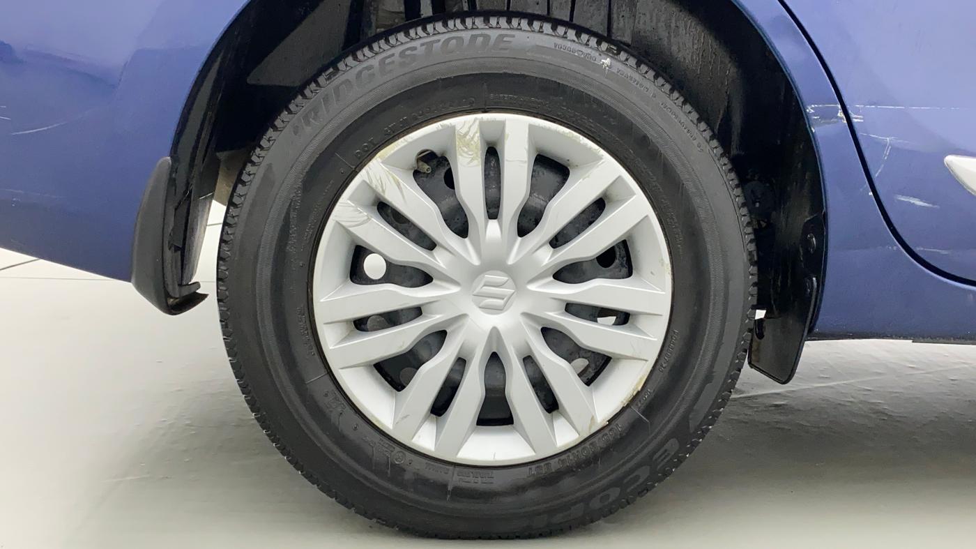 2017 Maruti Dzire VXI, Petrol, Manual, 36,349 km, Right Rear Wheel