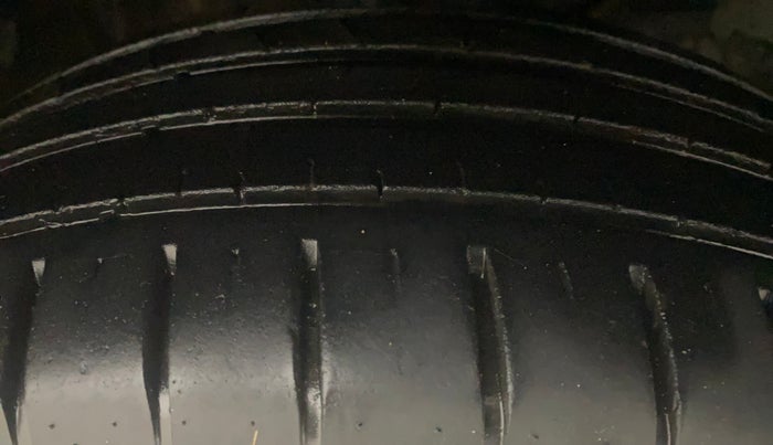 2022 Maruti Baleno ALPHA PETROL 1.2, Petrol, Manual, 36,483 km, Right Front Tyre Tread