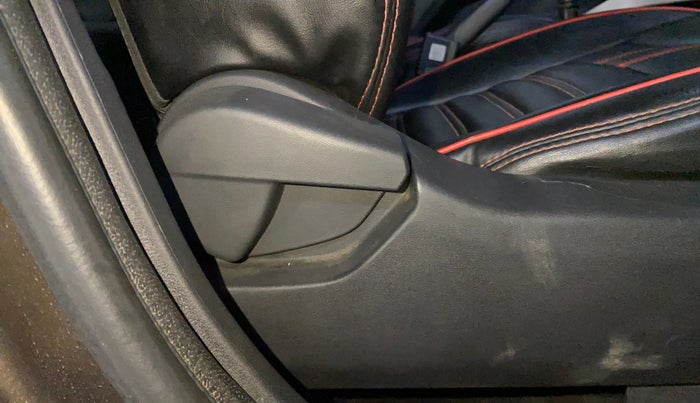 2021 Nissan MAGNITE XL, Petrol, Manual, 85,468 km, Driver Side Adjustment Panel