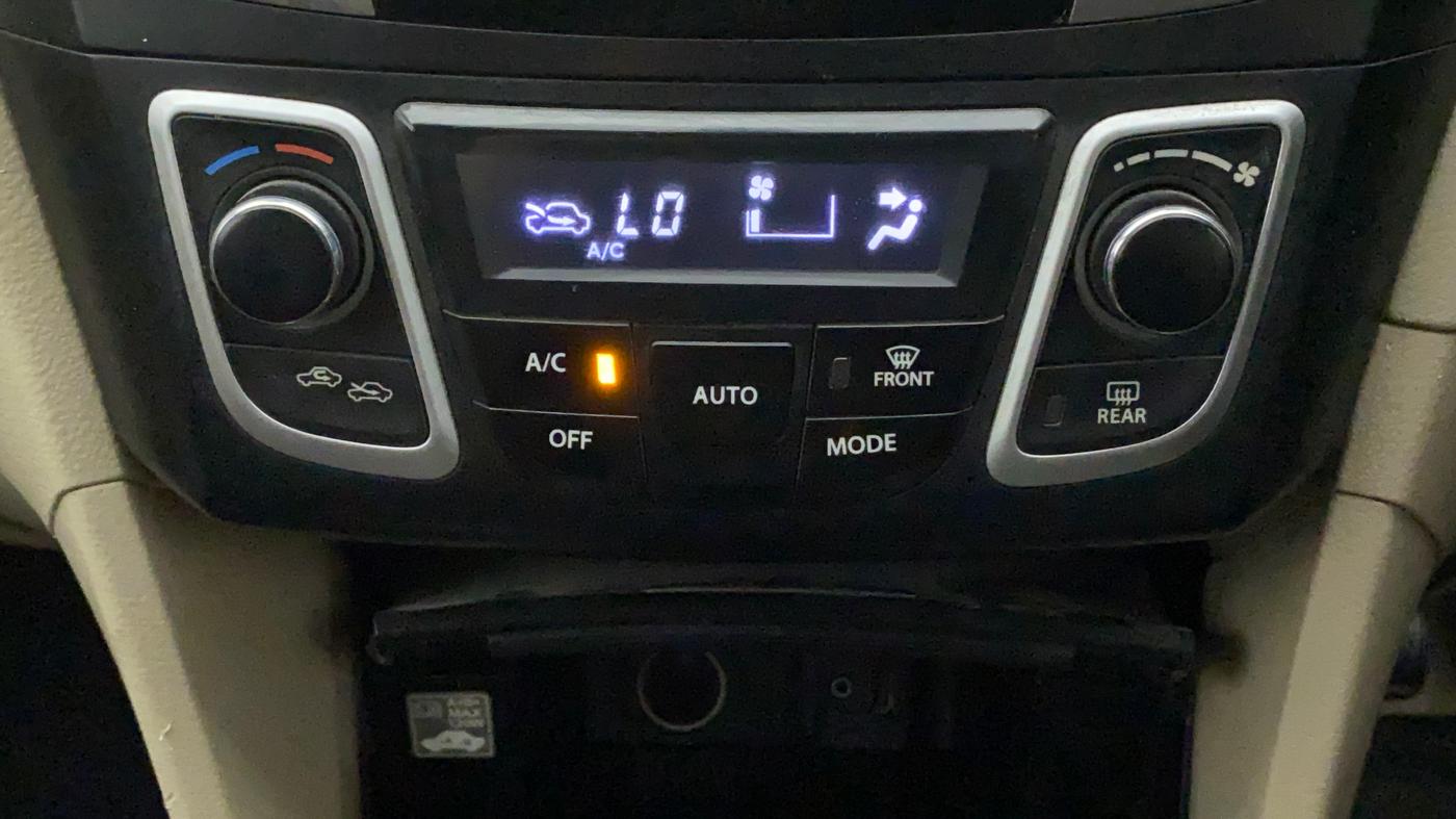 2016 Maruti Ciaz ZDI SHVS, Diesel, Manual, 85,590 km, Automatic Climate Control
