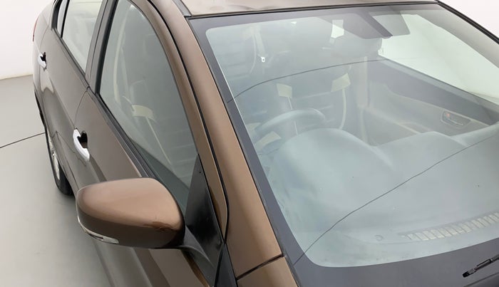 2016 Maruti Ciaz ZDI SHVS, Diesel, Manual, 85,590 km, Right A pillar - Slightly dented