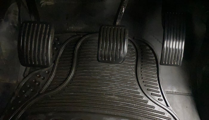 2015 Hyundai Xcent S 1.2, CNG, Manual, 97,853 km, Pedals