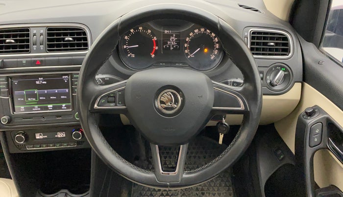 2019 Skoda Rapid STYLE 1.6 MPI, Petrol, Manual, 94,983 km, Steering Wheel Close Up