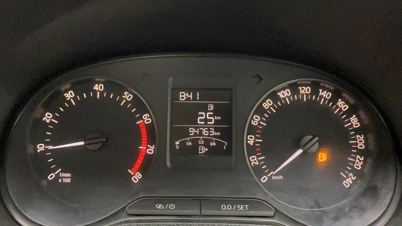 2019 Skoda Rapid STYLE 1.6 MPI, Petrol, Manual, 94,983 km, Odometer Image